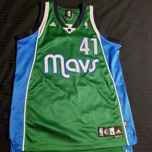 Dirk Nowitzki Jersey